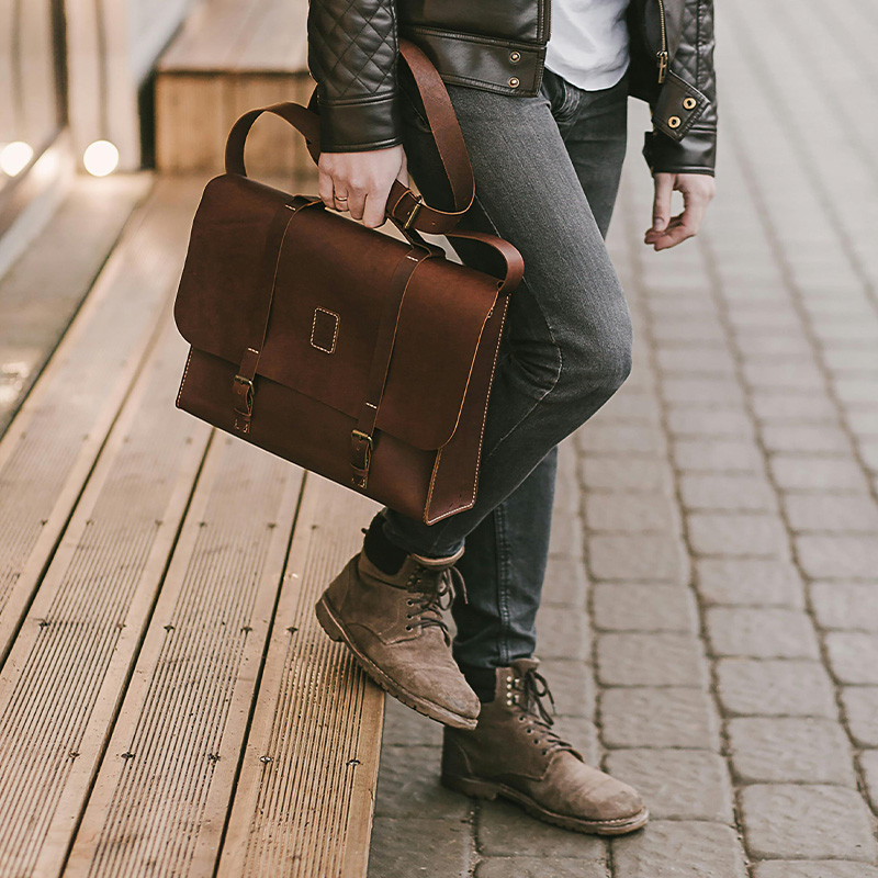 Men’s Everyday Carry: Accessories That Blend Utility With Style